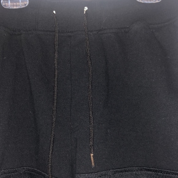 URBAN OUTFITTERS SHORTS - Picture 6 of 10